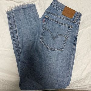 Levi wedgie jeans!